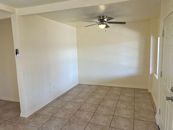 4th image of 2132 E 14th Pl #B