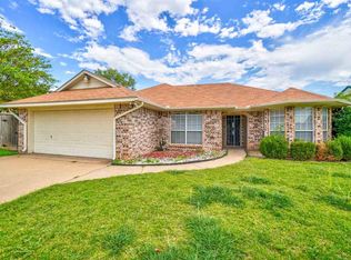 7203 SW Drakestone Blvd, Lawton, OK 73505