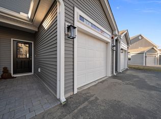 7 Cypress Ln #5, Windham, NH 03087