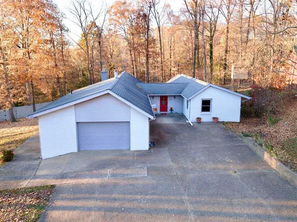 42 Tarnwood Dr, Brandenburg, KY 40108