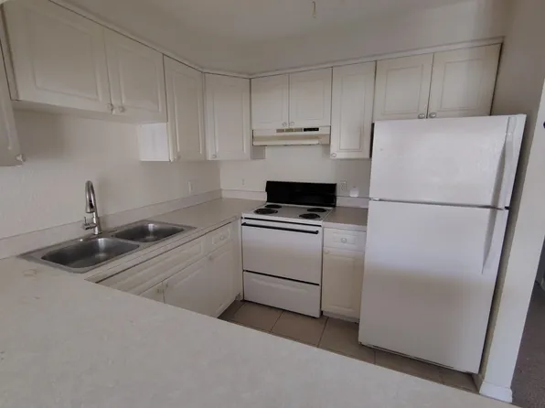 7113 Congress St APT 202, New Pt Richey, FL 34653