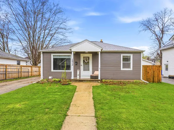 1513 N Superior St, Appleton, WI 54911
