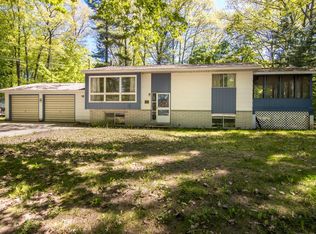 1408 Lake Dr, Traverse City, MI 49685