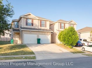 10806 Mathom Lndg APT 3, Universal City, TX 78148
