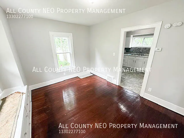 1114 Herberich Ave — Photo 7