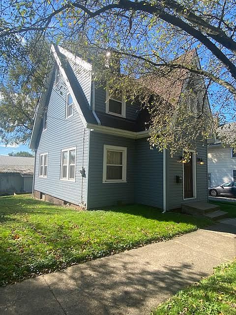 1st image of 352 W South St