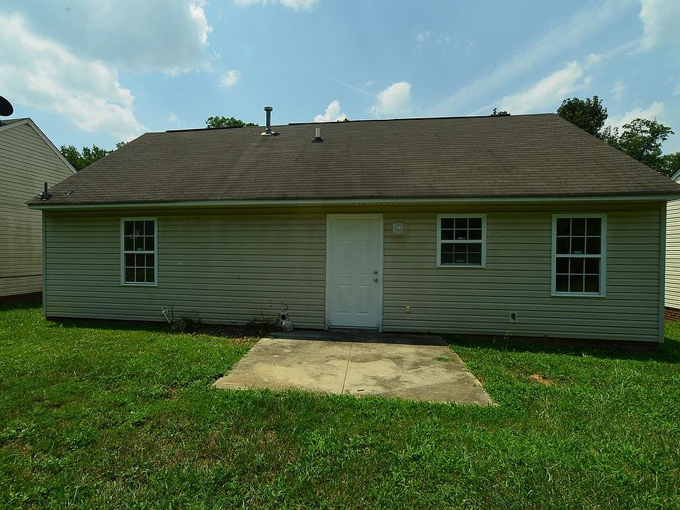 2nd image of 2260 Blue Hampton Ln