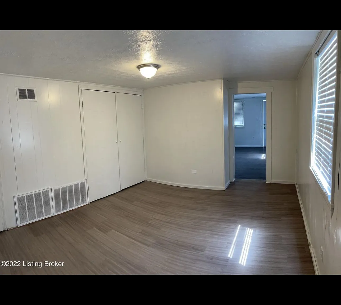 234 E Southern Heights Ave — Photo 4
