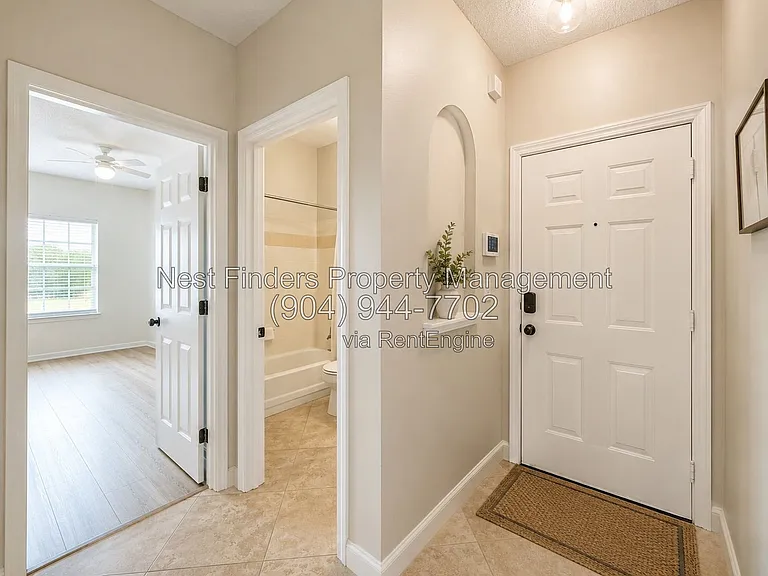 10000 Gate Pkwy N #1015 — Photo 3
