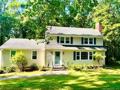 17 Knollwood Road, Bethany, CT, 06524