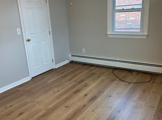 9 Cynthia Dr APT 9, North Providence, RI 02911