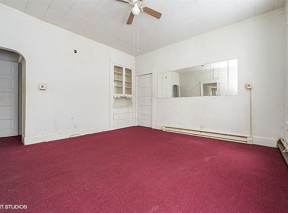 3rd image of 2816 Edina Blvd