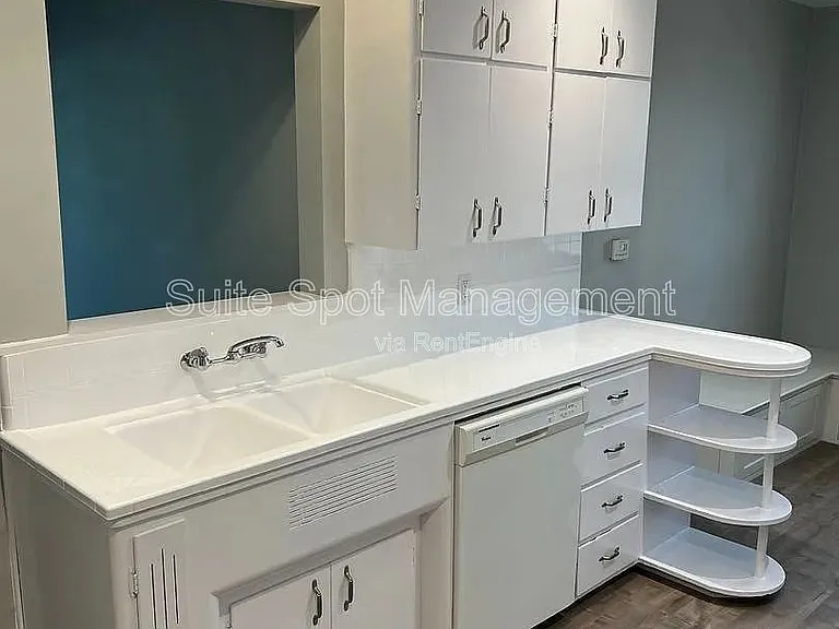 456 N Batavia St #456 — Photo 3