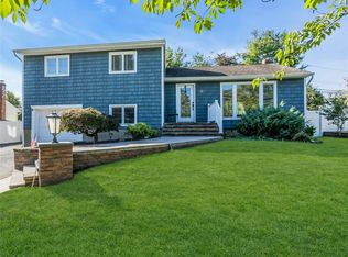 18 Haypath Road, Bethpage, NY 11714