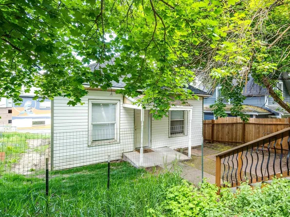 225 SE Spring St, Pullman, WA 99163