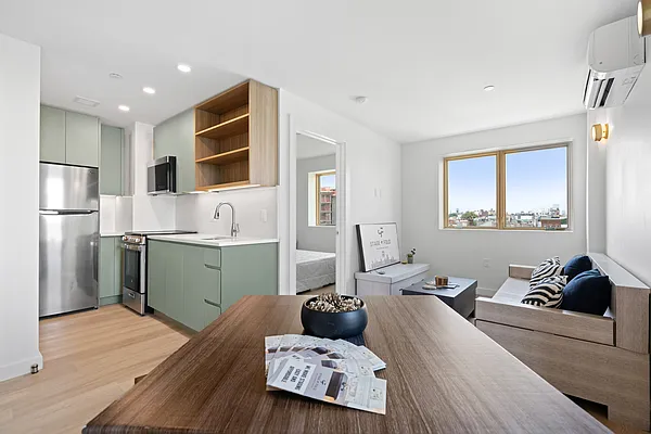 Rented by Real Team Brokerage | media 12