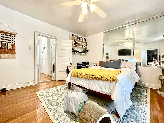 Rented by Pear NYC LLC | media 19