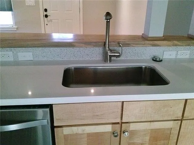 5700 Avenue F — Photo 39