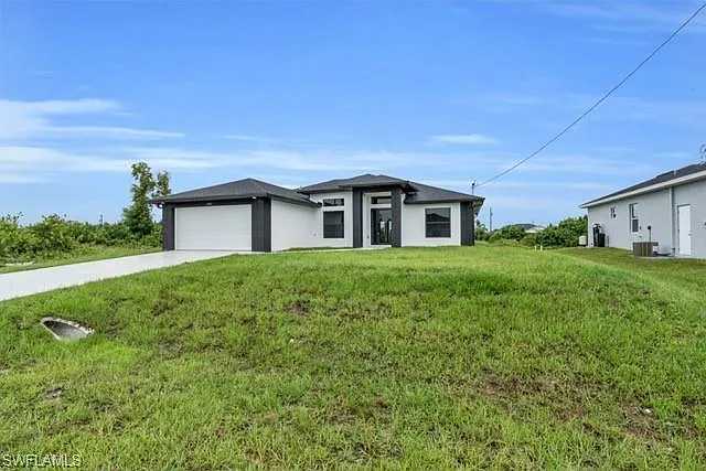 1507 Paula Ave S — Photo 2