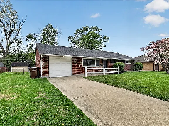 2610 Nyack Ln