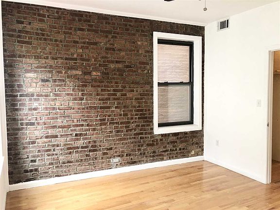 5th image of 163 Baldwin Ave