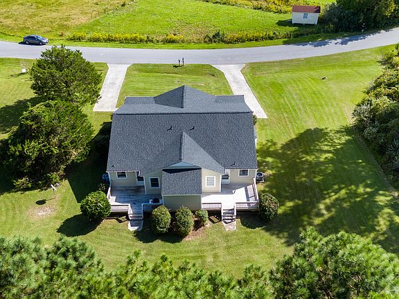 4th image of 200 & 202 Lakeside Drive