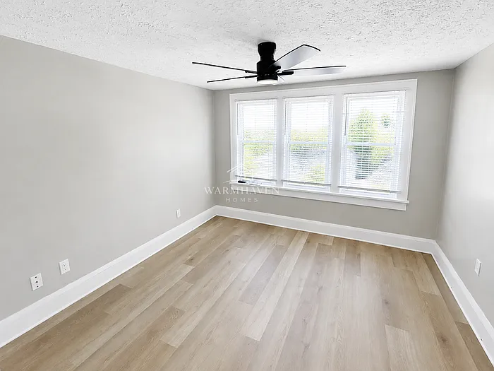 2078 18th St SW — Photo 7