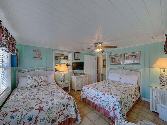 5th image of 13003 Oleander Dr