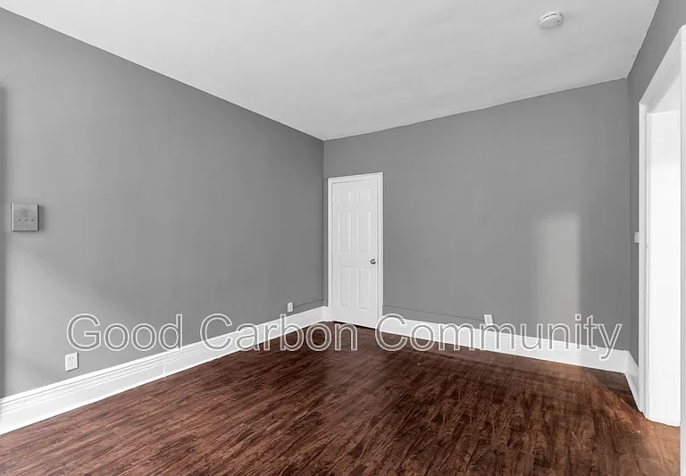 1073 Grant St #21 — Photo 6