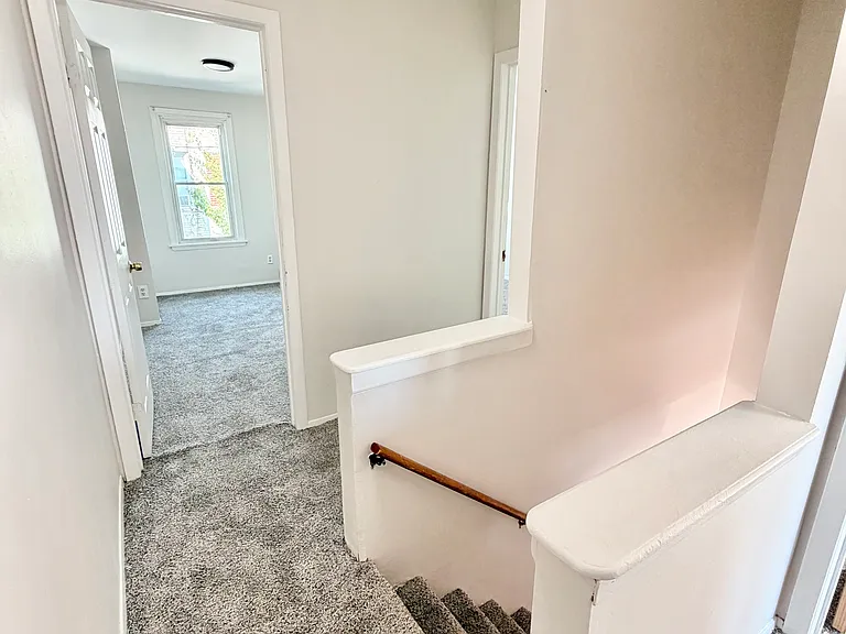 813 Fisher Ave — Photo 6