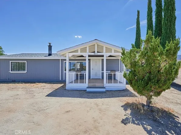 971 Goss Rd, Pinon Hills, CA 92372