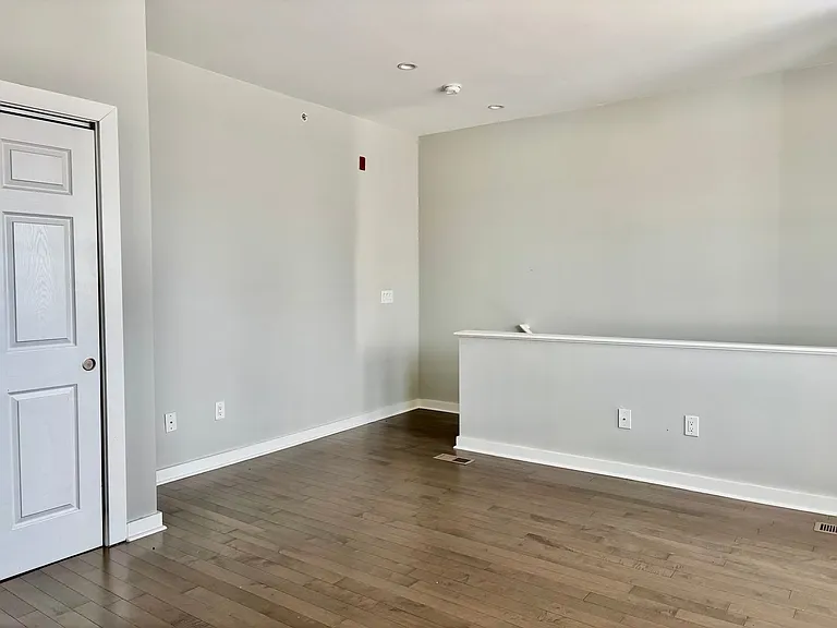 5409 Christian St — Photo 15