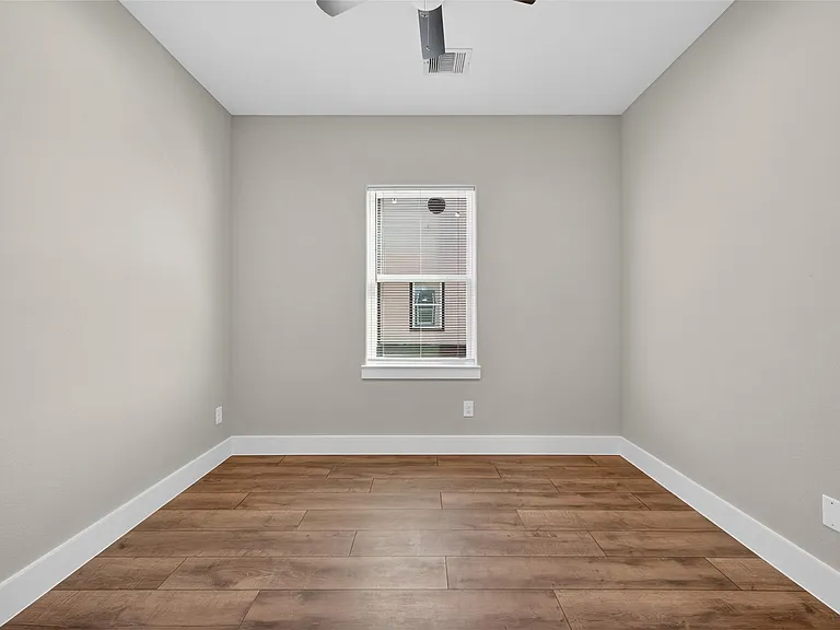 2109 Marnel Rd #F — Photo 16