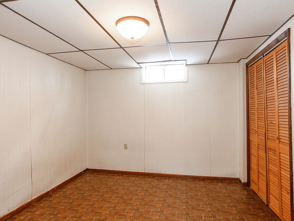 1st image of 1924 E Evergreen St