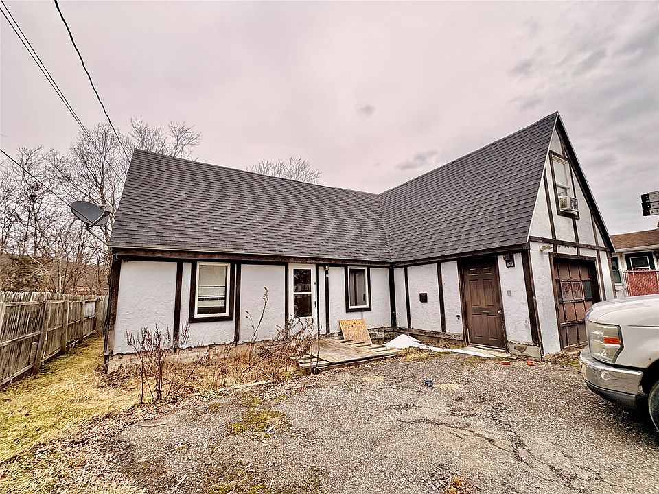 1st image of 12 Fuller Rd