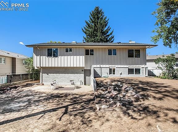 5th image of 7040 Stowe Cir
