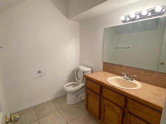 4th image of 738 Sonesta Ct APT A