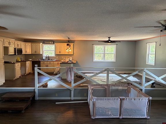5th image of 3222 Golden Star Rd