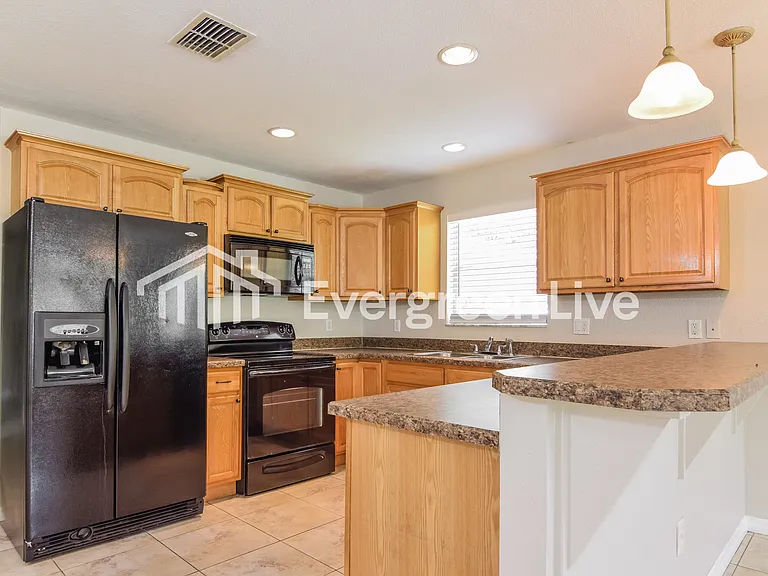 6436 Florida Ave — Photo 11