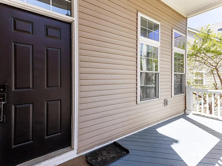 1484 Chapleau Dr — Photo 4