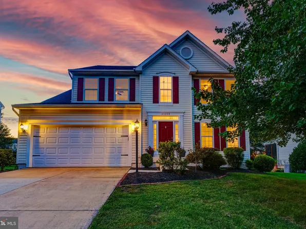 43208 Cardston Pl, Leesburg, VA 20176