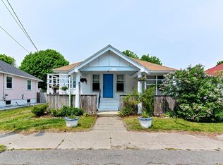 19 Q St, Hull, MA 02045