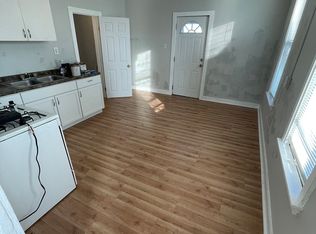 1560 S 13th St, Milwaukee, WI 53204