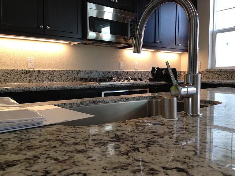 333 Basswood Cmn #9 — Photo 4
