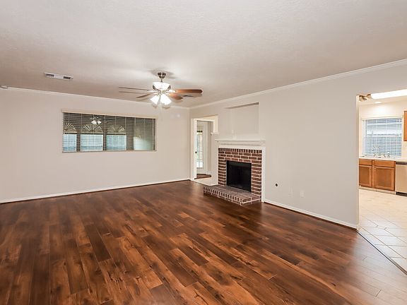 5th image of 3827 Cyril Dr