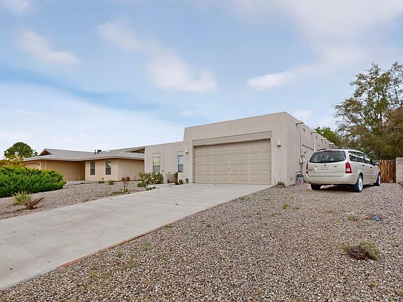 2nd image of 928 Lee Trevino Blvd