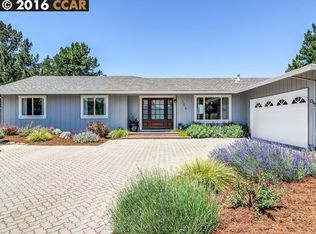 124 Santa Catalina Ct, Moraga, CA 94556