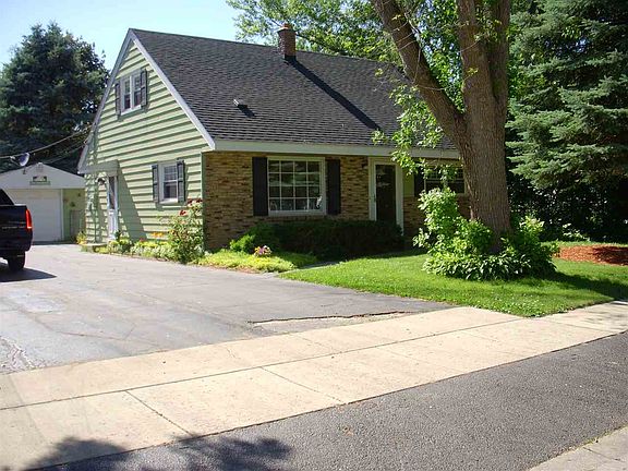 4th image of 7530 Rogers St