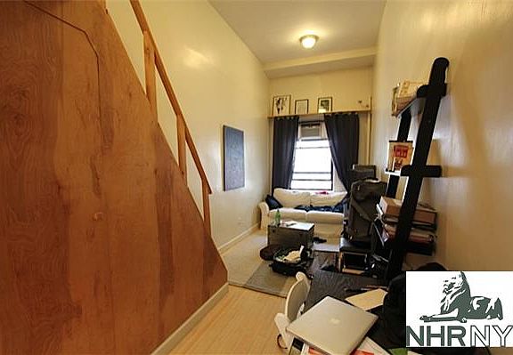 2nd image of 315 W 14th St APT 5D
