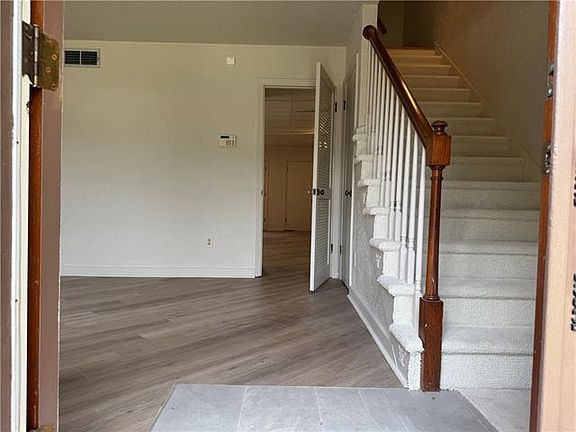 2nd image of 3708 Diane Pl